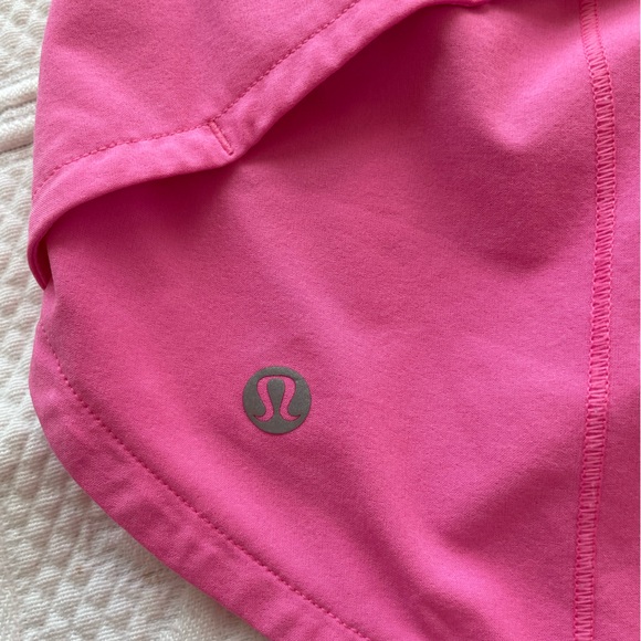 Lululemon Speed Up Mid-Rise Shorts 4" Athletic Size 2 Sonic Pink - Picture 5 of 9